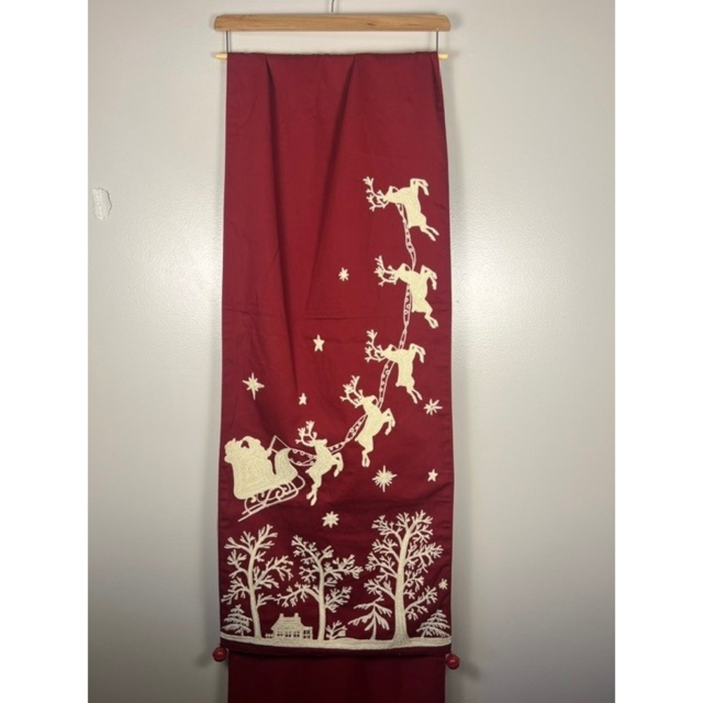 Pottery Barn Red Christmas Table Runner Santa Reindeer Crewel Embroidered 108x18